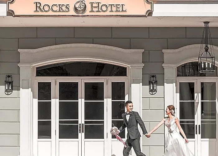 Rocks 4*