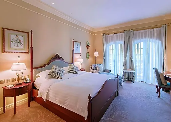 Hotel Rocks 4*